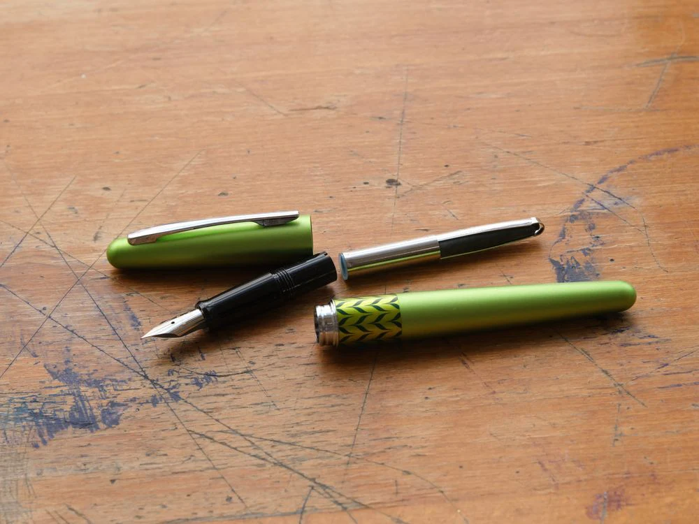 Pilot Metropolitan - Retro Pop - Lime Green - Image 4