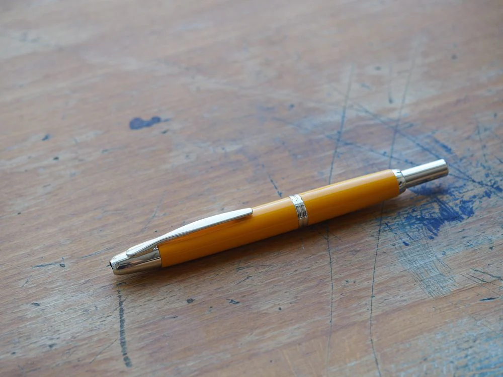 Pilot Vanishing Point Fountain Pen - Deep Yellow with Rhodium Trim - Image 3
