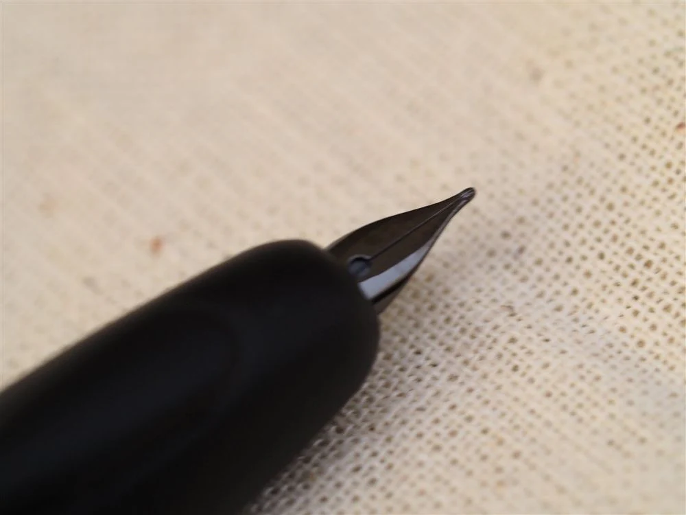 Pilot Vanishing Point Fountain Pen - Matte Blue - Image 2