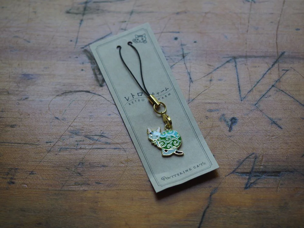 Pottering Cat - Strap Pendant - Thief Cat (RC-24)