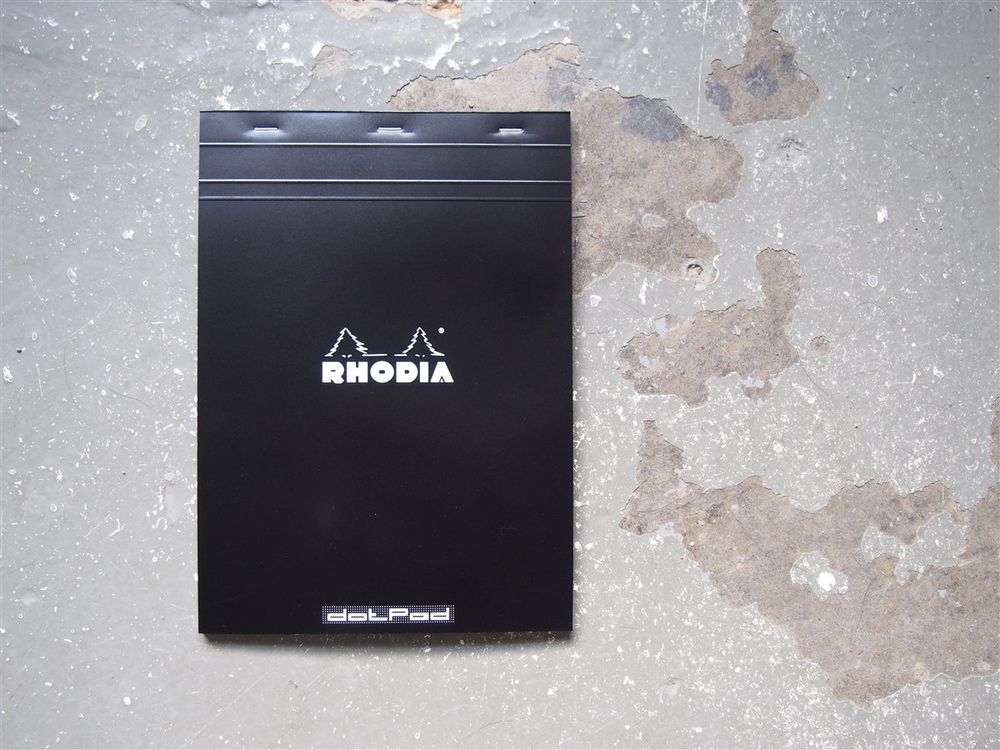 Rhodia - Pad No. 16 - A5 - Black (Dot)