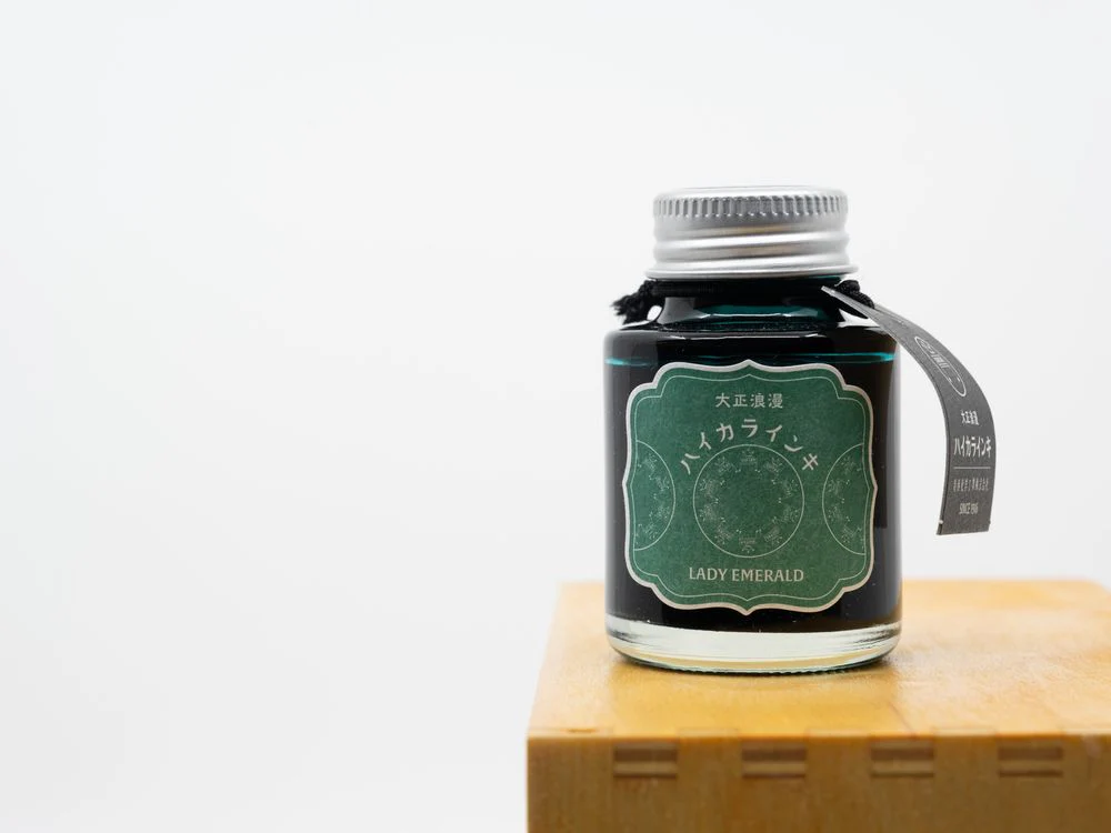 Teranishi Taisho Roman - Fountain Pen Ink (40mL) - Lady Emerald