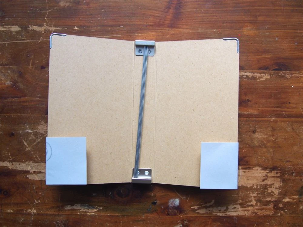 Traveler's Notebook Regular Size - 011 Binder - Image 2