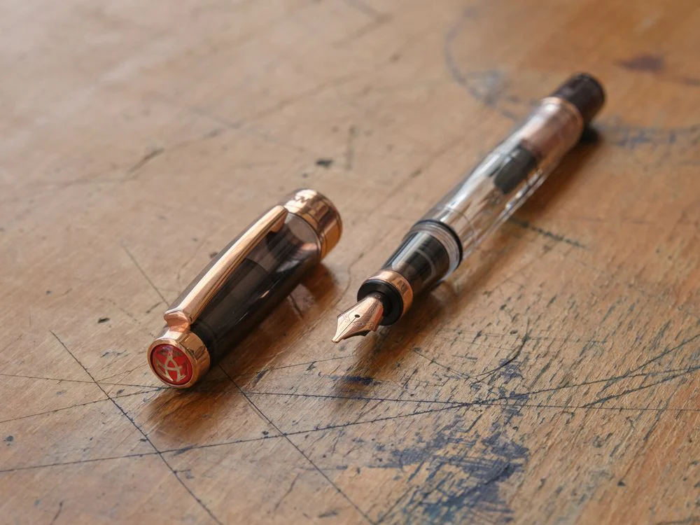 TWSBI Diamond 580 Fountain Pen - Smoke RoseGold II - Image 3