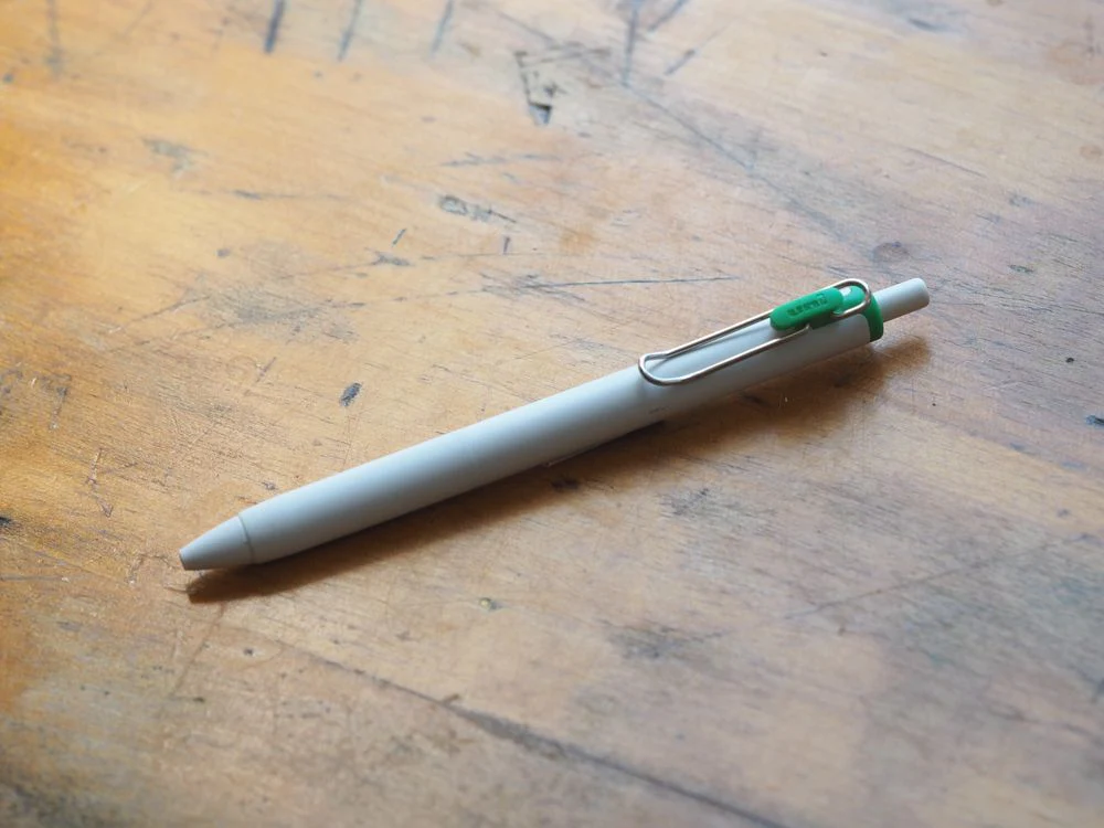 Uni-ball One City Pop Gel Pen - 0.5mm  - Palm Green