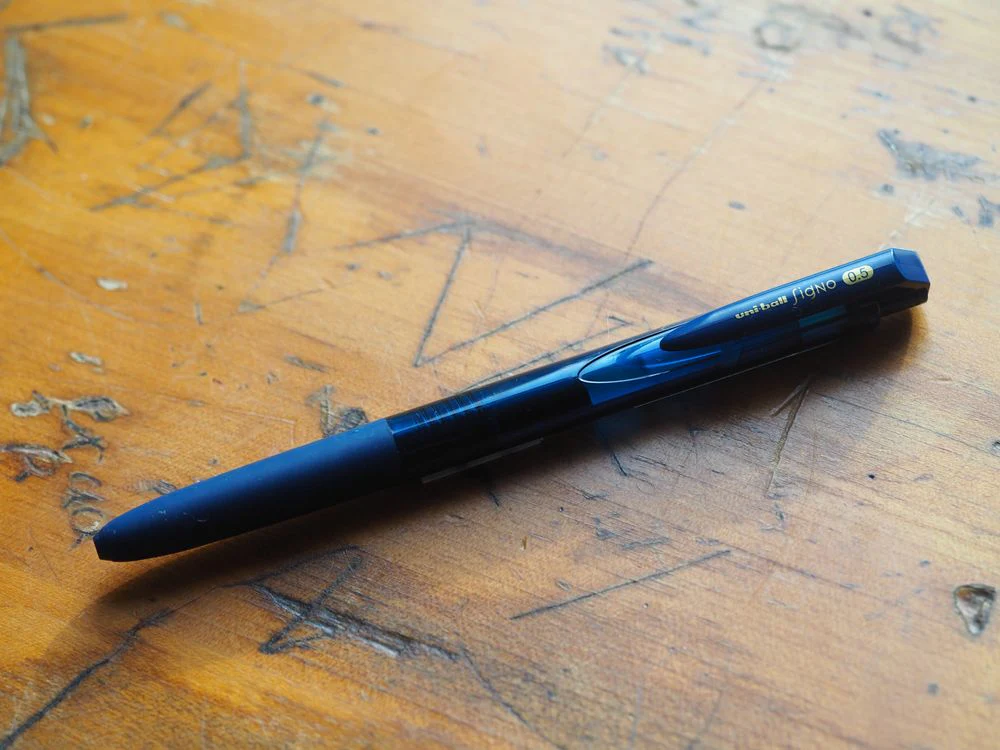 Uni-ball Signo Knock Gel Pen - 0.5mm - Blue-Black