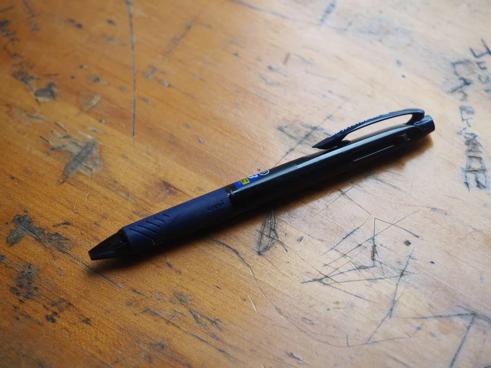 Uni Jetstream 3-Colour Ballpoint Pen - 0.38mm