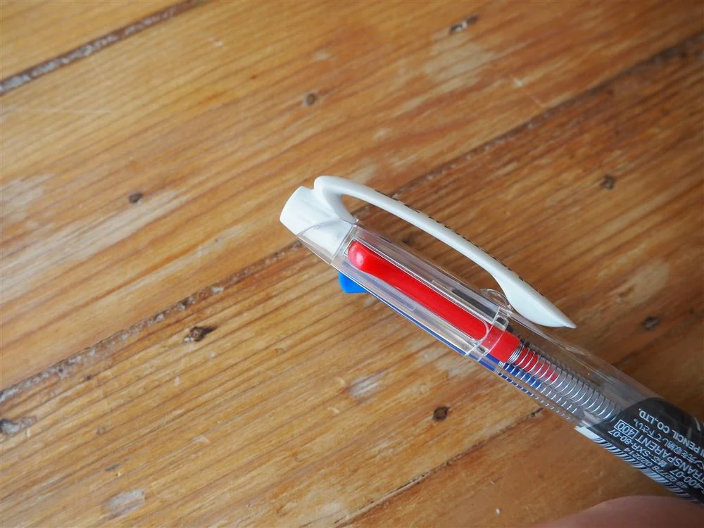 Uni Jetstream 3-Colour Ballpoint Pen - 0.7mm - Image 2