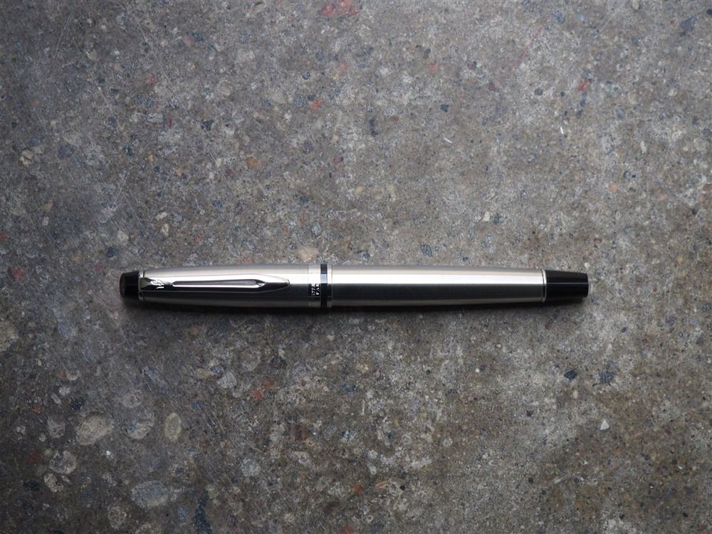 Waterman Expert3 Fountain Pen - Stainless Steel with Silver Trim - Image 2