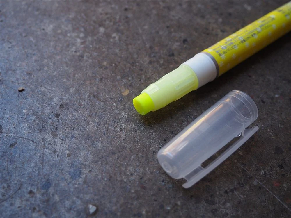Yamato Color Slim Glue Stick - Image 2