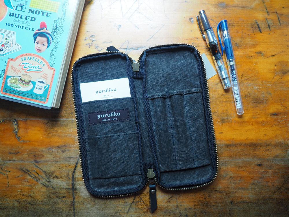 Yuruliku - FLAT tool case 3 pens - Limited Color - Iron Black - Image 2